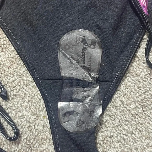 Taco Bell mild/fire/ hot sauce bikini bottoms with adjustable waist ties - Picture 4 of 7